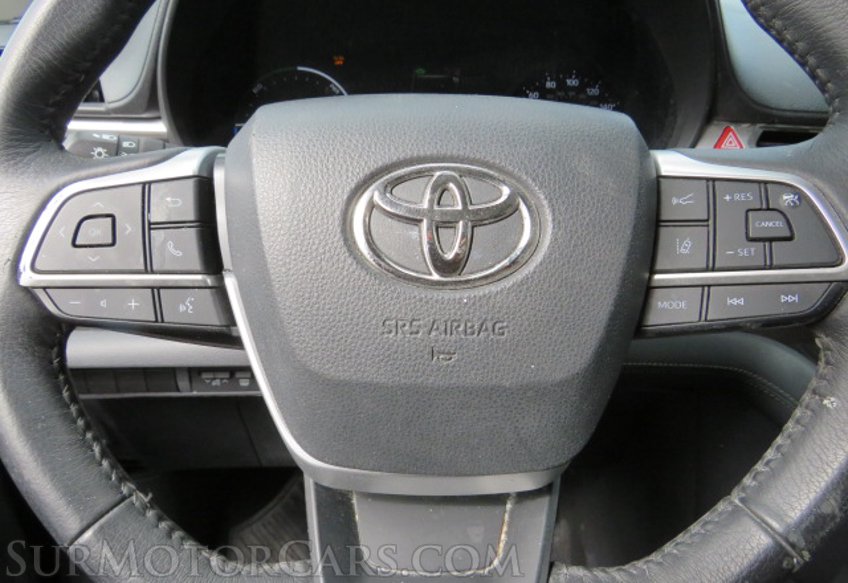 2022 Toyota Sienna - Image 22
