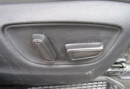 2022 Toyota Sienna - Image 46