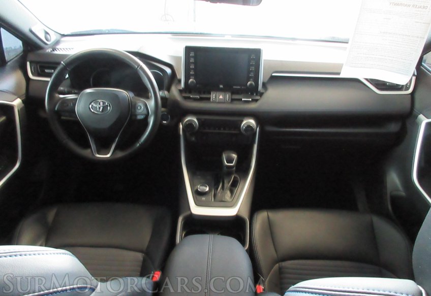 2021 Toyota RAV4 - Image 19