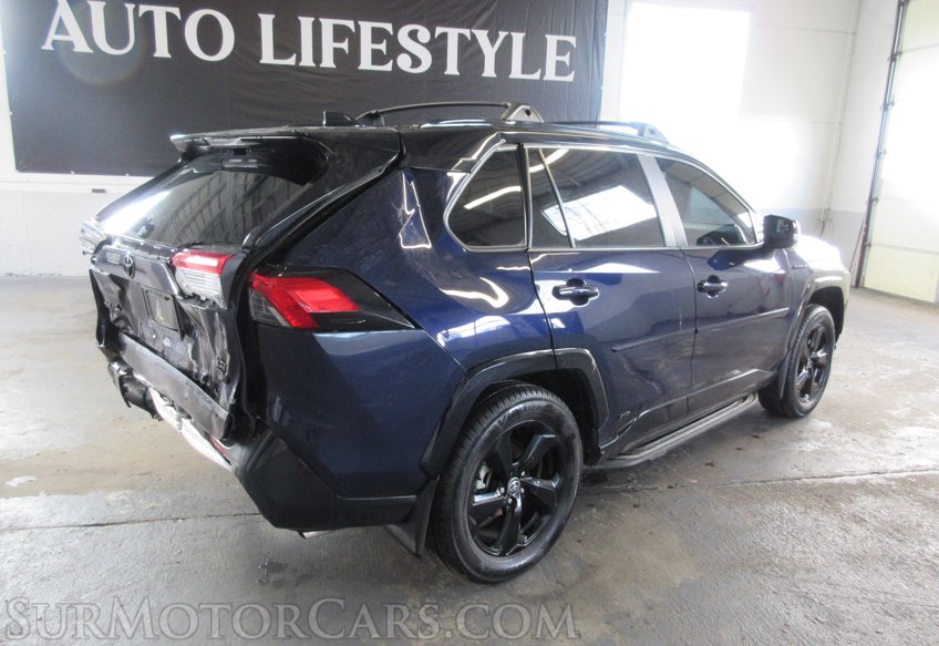 2021 Toyota RAV4 - Image 6