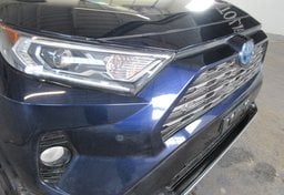 2021 Toyota RAV4 - Image 12