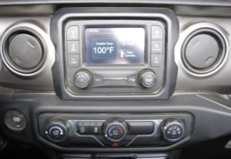 2019 Jeep Wrangler Unlimited - Image 39