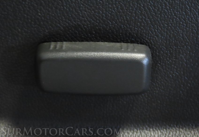 2022 Chevrolet Colorado - Image 38