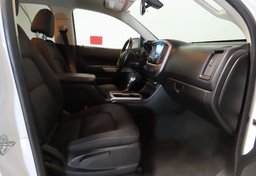 2022 Chevrolet Colorado - Image 23