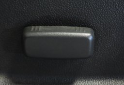 2022 Chevrolet Colorado - Image 38