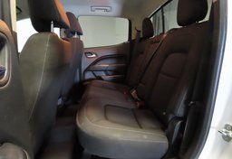 2022 Chevrolet Colorado - Image 28