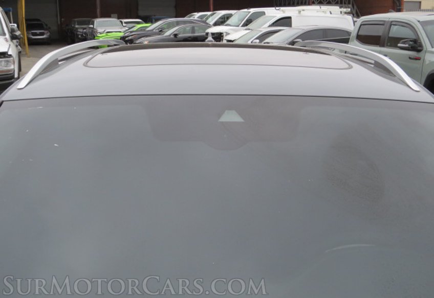 2022 Volkswagen Taos - Image 17