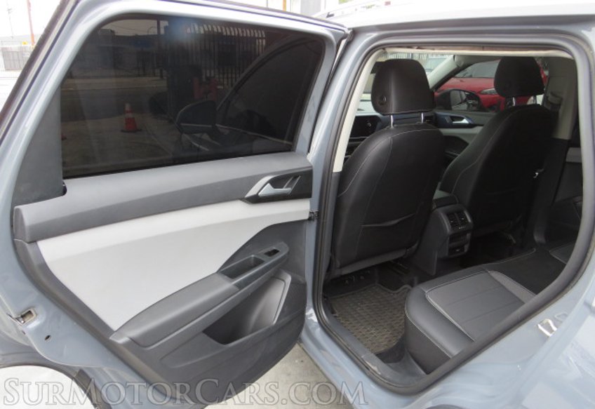 2022 Volkswagen Taos - Image 23