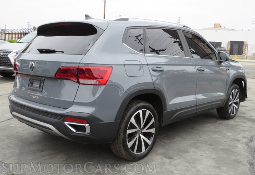 2022 Volkswagen Taos - Image 6