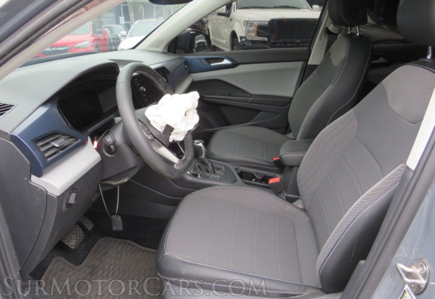 2022 Volkswagen Taos - Image 24