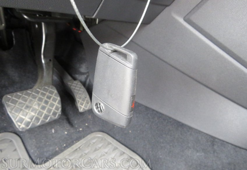 2022 Volkswagen Taos - Image 39