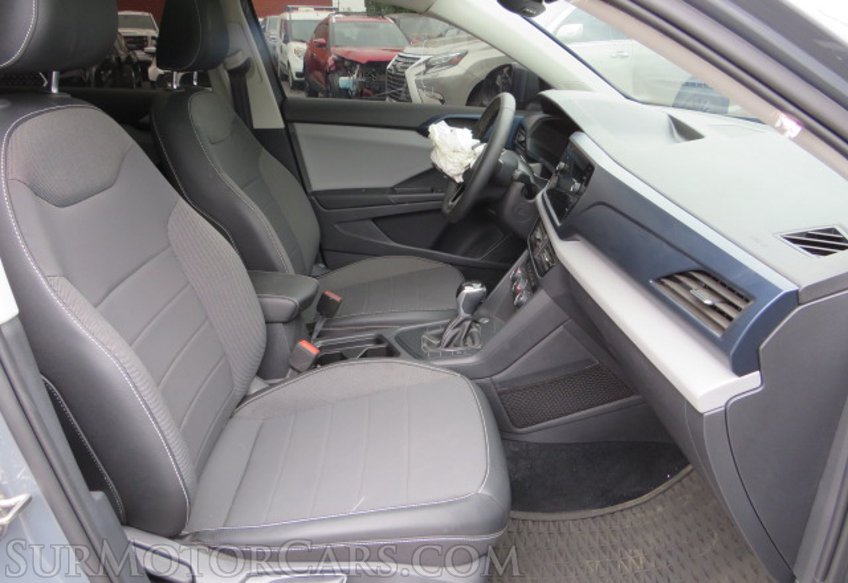 2022 Volkswagen Taos - Image 19