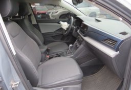 2022 Volkswagen Taos - Image 21