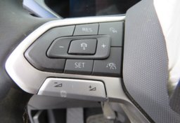 2022 Volkswagen Taos - Image 31