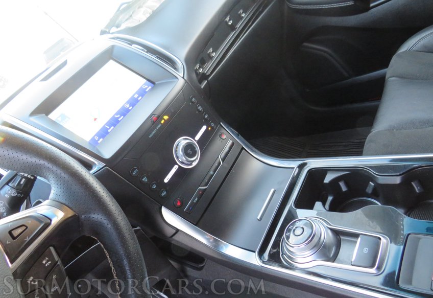 2020 Ford Edge ST - Image 38