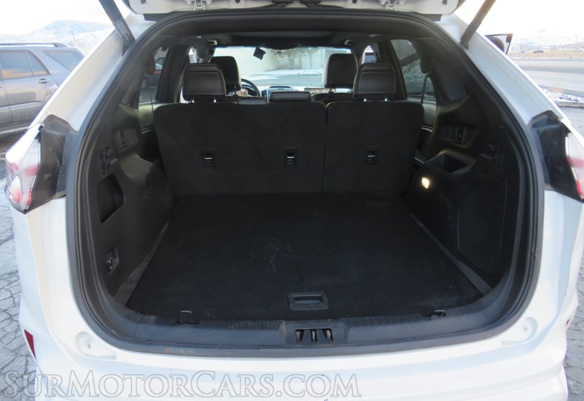 2020 Ford Edge ST - Image 13