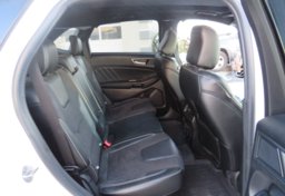 2020 Ford Edge ST - Image 35