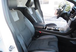 2020 Ford Edge ST - Image 30