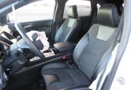 2020 Ford Edge ST - Image 32