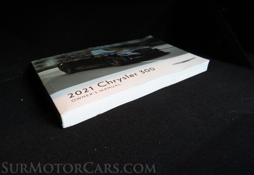 2021 Chrysler 300 - Image 51