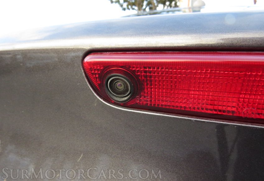 2021 Chrysler 300 - Image 18