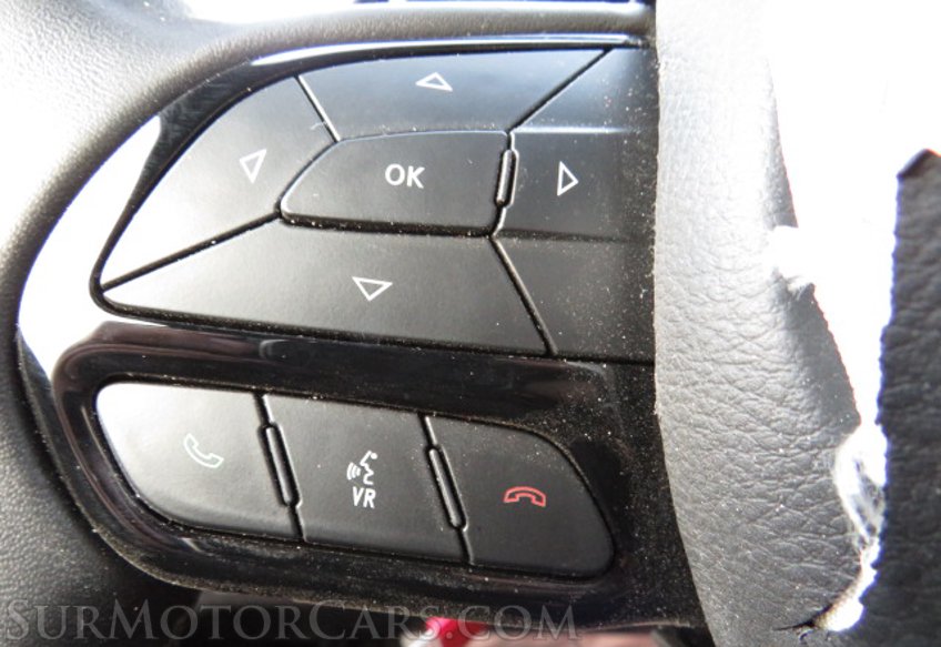 2021 Chrysler 300 - Image 34