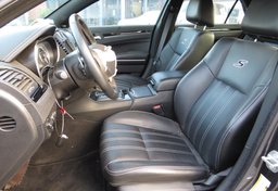 2021 Chrysler 300 - Image 24