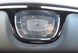 2021 Chrysler 300 - Image 43