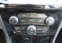 2021 Chrysler 300 - Image 46