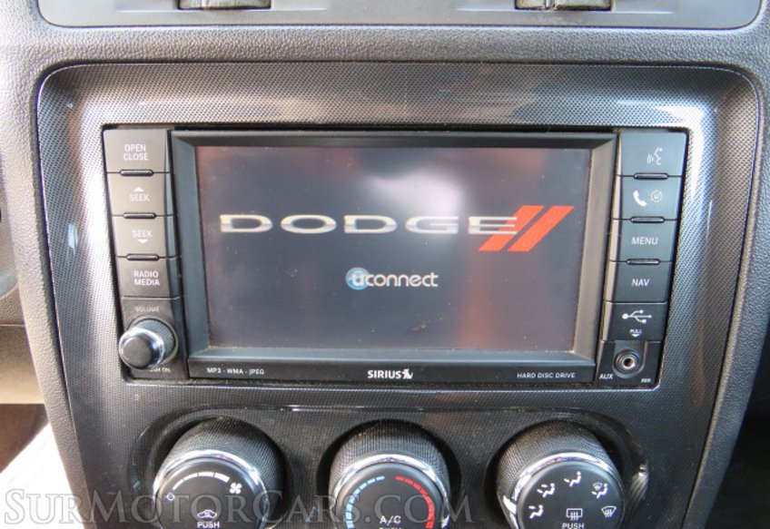 2010 Dodge Challenger - Image 32