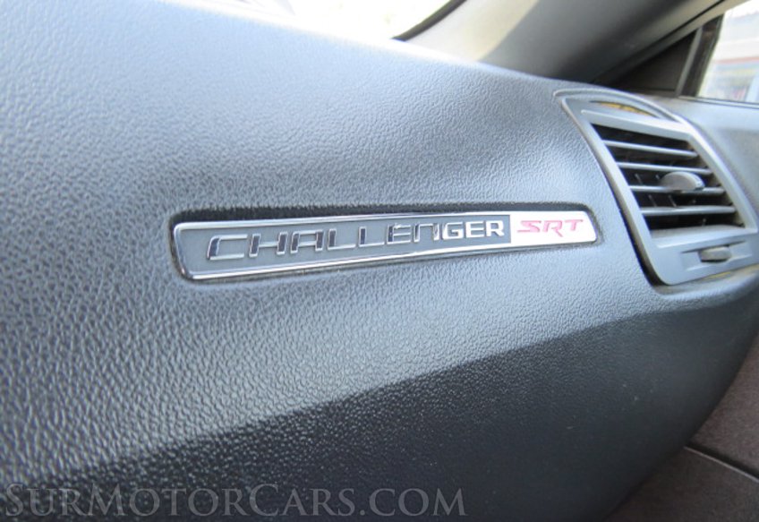 2010 Dodge Challenger - Image 38