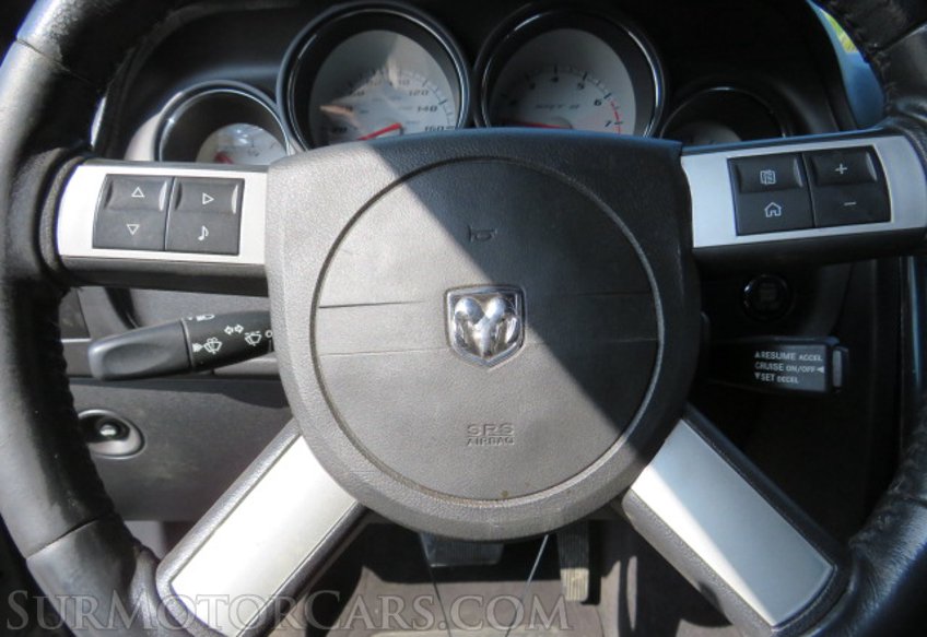 2010 Dodge Challenger - Image 26