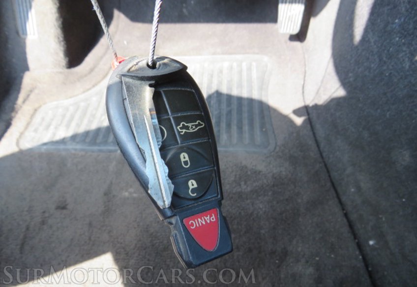 2010 Dodge Challenger - Image 30