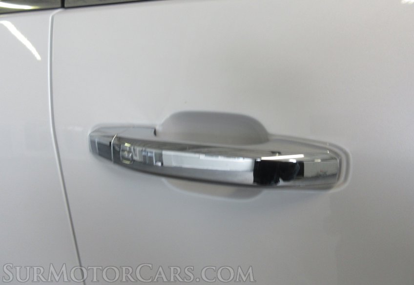 2023 GMC Sierra 3500HD - Image 21