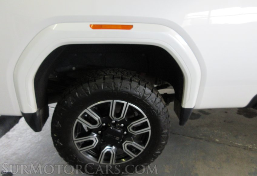 2023 GMC Sierra 3500HD - Image 28