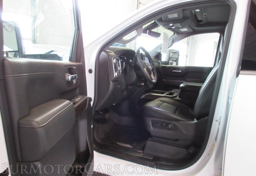 2023 GMC Sierra 3500HD - Image 42