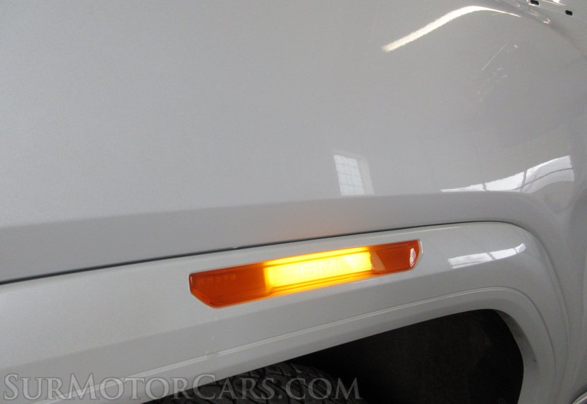 2023 GMC Sierra 3500HD - Image 22