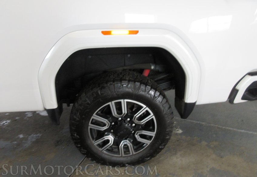 2023 GMC Sierra 3500HD - Image 27