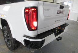 2023 GMC Sierra 3500HD - Image 31