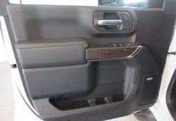 2023 GMC Sierra 3500HD - Image 93