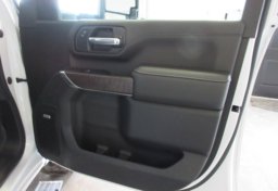 2023 GMC Sierra 3500HD - Image 92