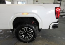 2023 GMC Sierra 3500HD - Image 29