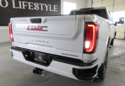 2023 GMC Sierra 3500HD - Image 30