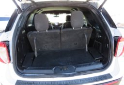 2020 Ford Explorer - Image 62
