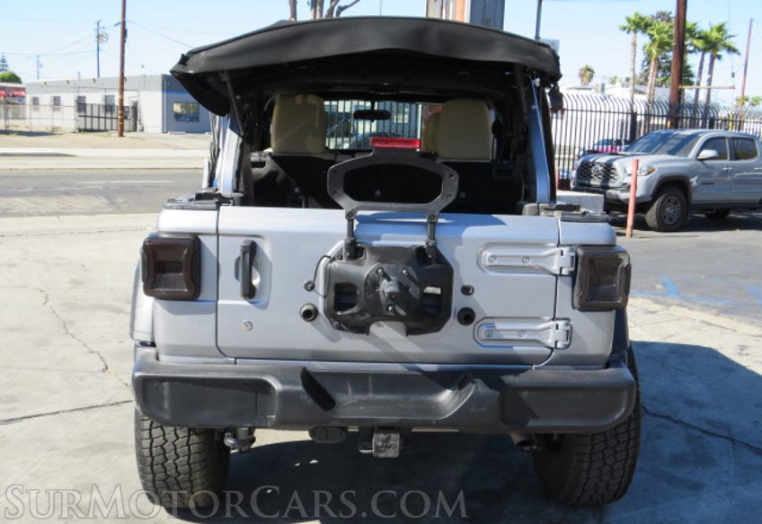 2018 Jeep Wrangler Unlimited - Image 10