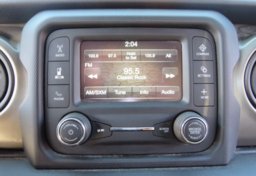 2018 Jeep Wrangler Unlimited - Image 38