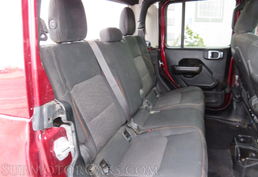 2021 Jeep Gladiator - Image 24