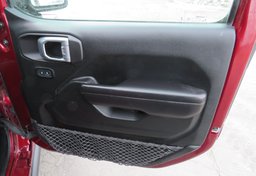 2021 Jeep Gladiator - Image 40