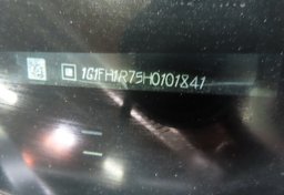 2017 Chevrolet Camaro - Image 34