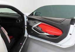 2017 Chevrolet Camaro - Image 16